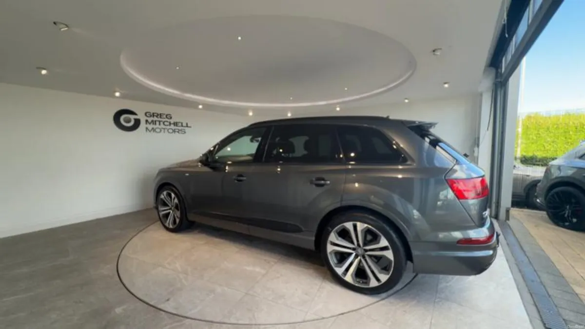 Audi Q7 50 TDI Quattro Black Edition 5dr Tiptronic - Image 6