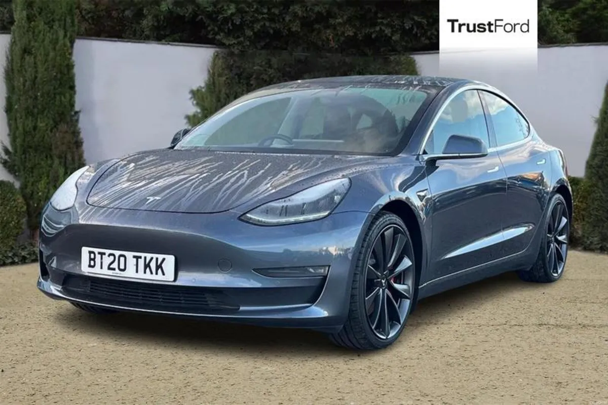 Tesla Model 3 Performance AWD 4dr [Performance Upg - Image 5