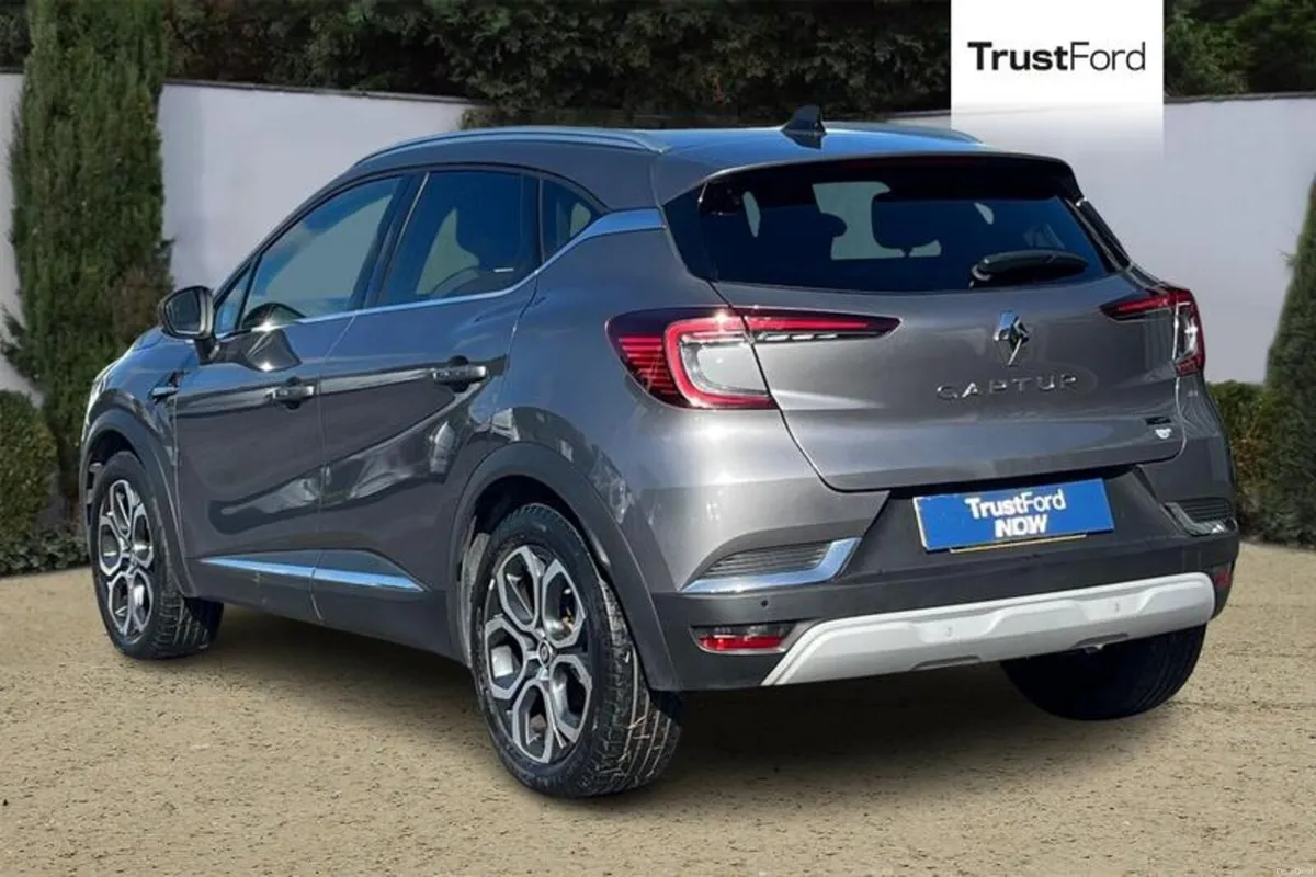 Renault Captur 1.6 E-Tech full hybrid 145 Techno 5 - Image 2