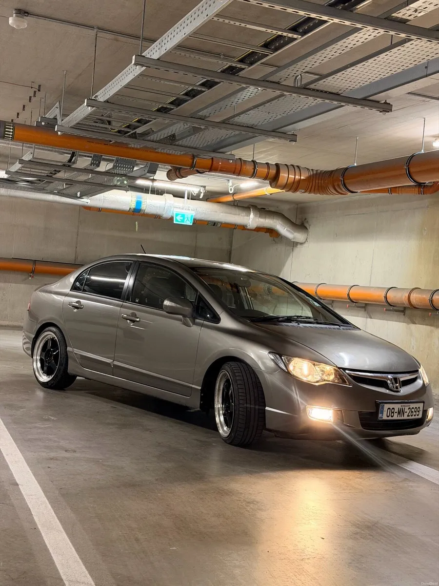 Civic Hybrid 1.3 - Image 1