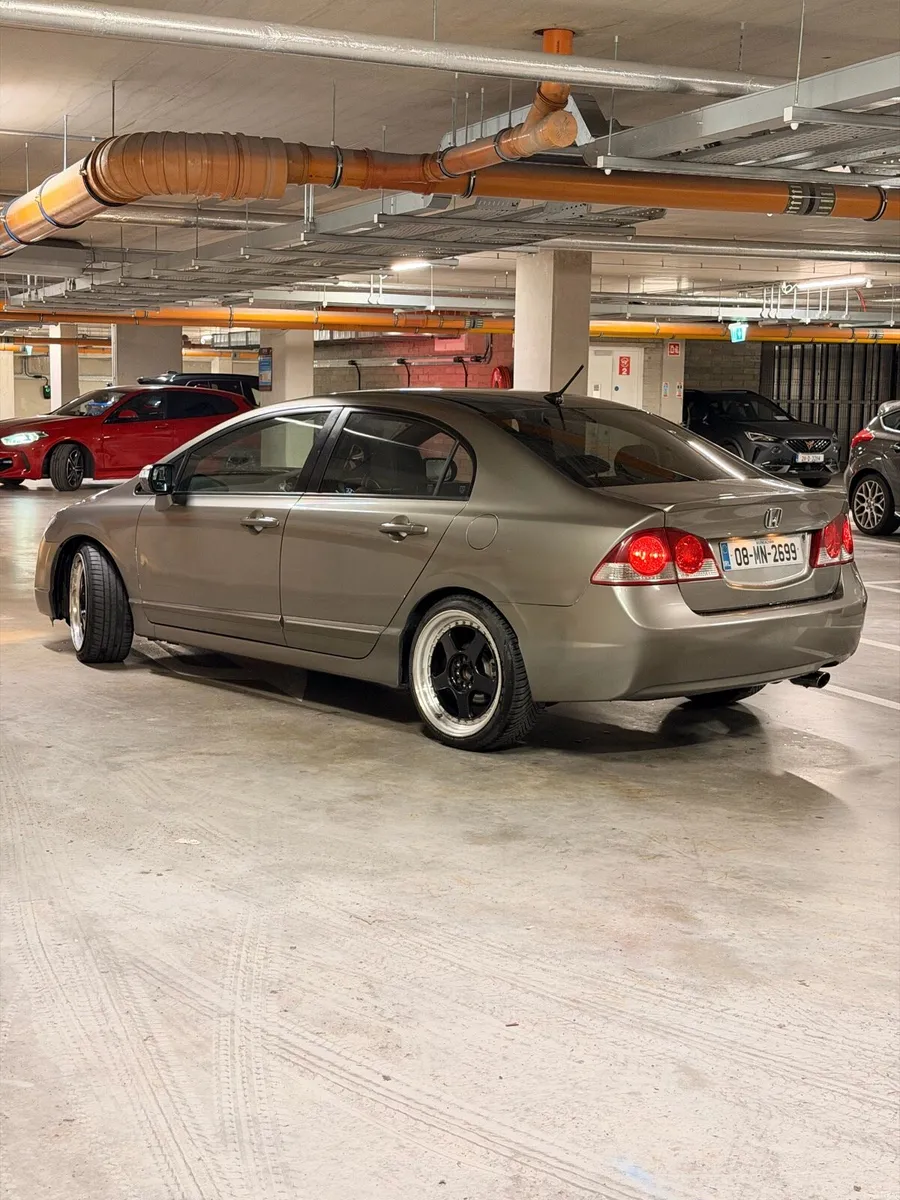 Civic Hybrid 1.3 - Image 2