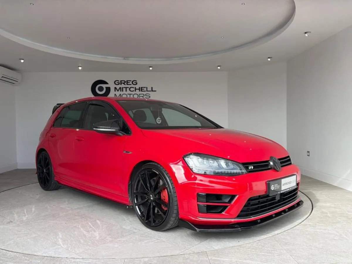Volkswagen Golf 2.0 TSI R 5dr - Image 1
