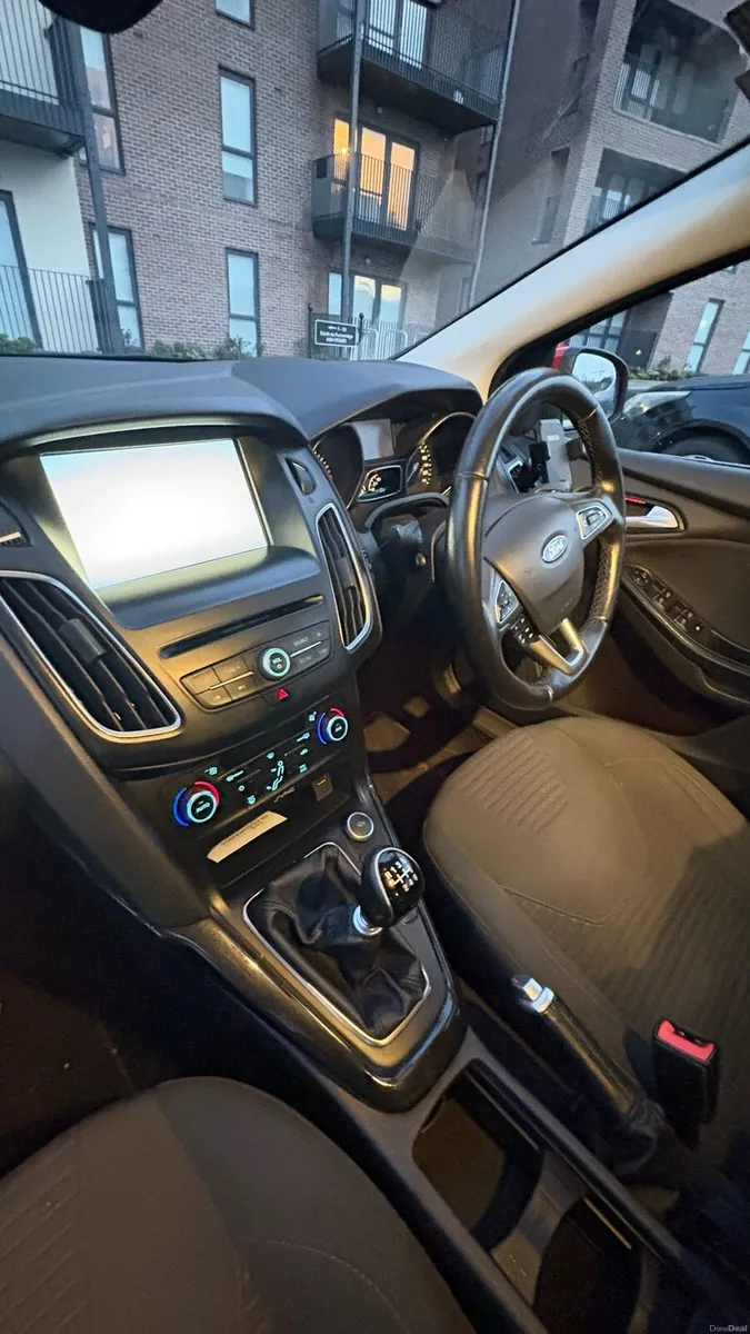 Ford Focus Titanium Ecoboost - Image 2