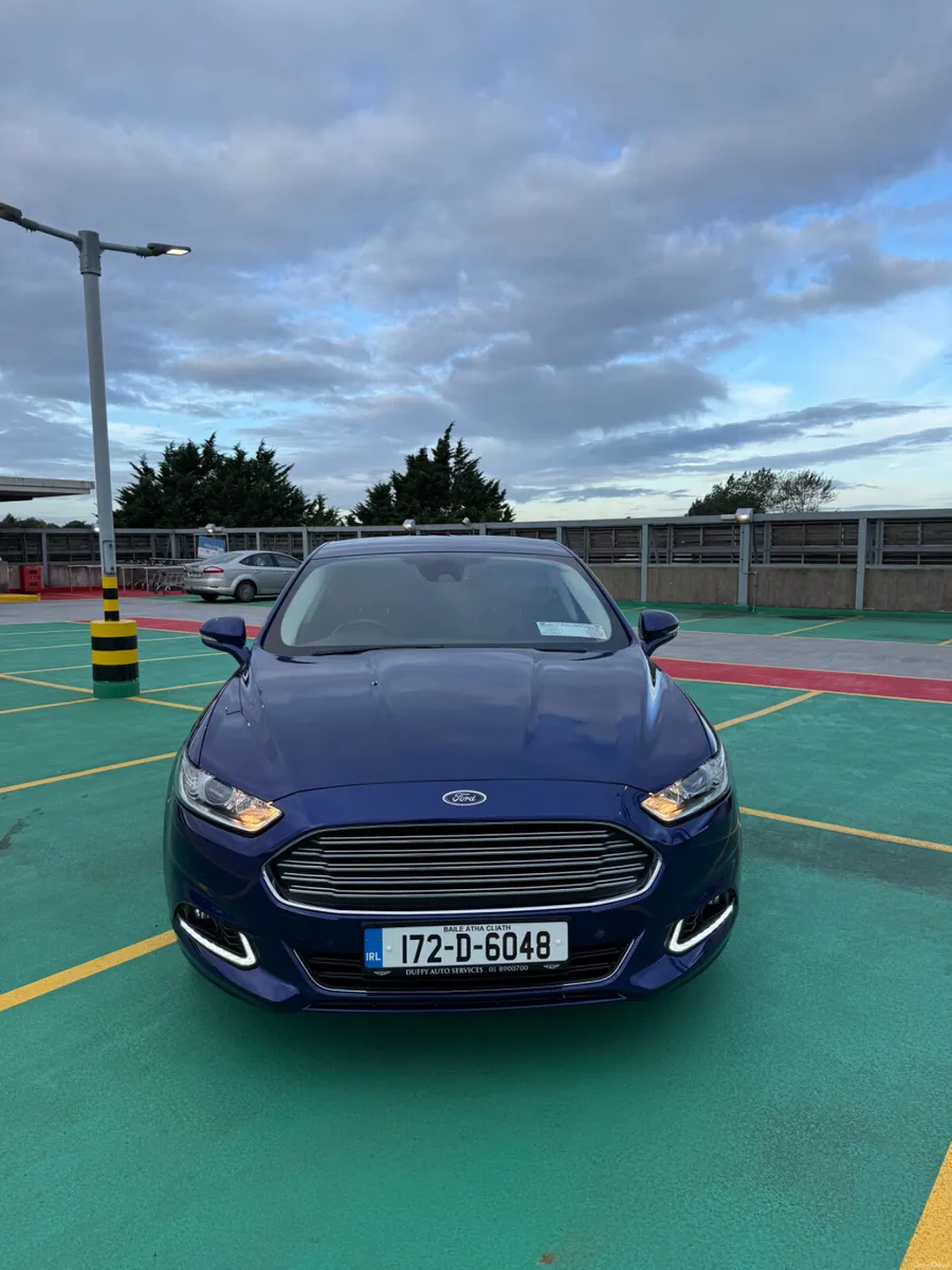 172 Ford Mondeo 1.5 TDCi - VERY LOW MILEAGE - Image 2
