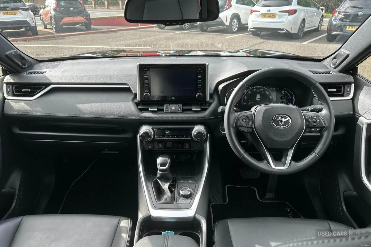 Toyota RAV4 2.5 VVT-h Black Edition CVT 4WD Euro 6 - Image 5