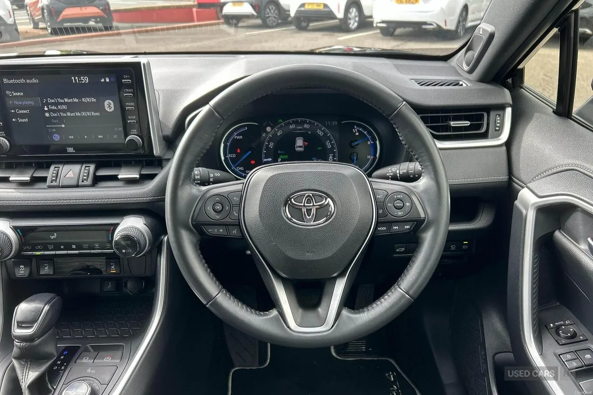 Toyota RAV4 2.5 VVT-h Black Edition CVT 4WD Euro 6 - Image 6