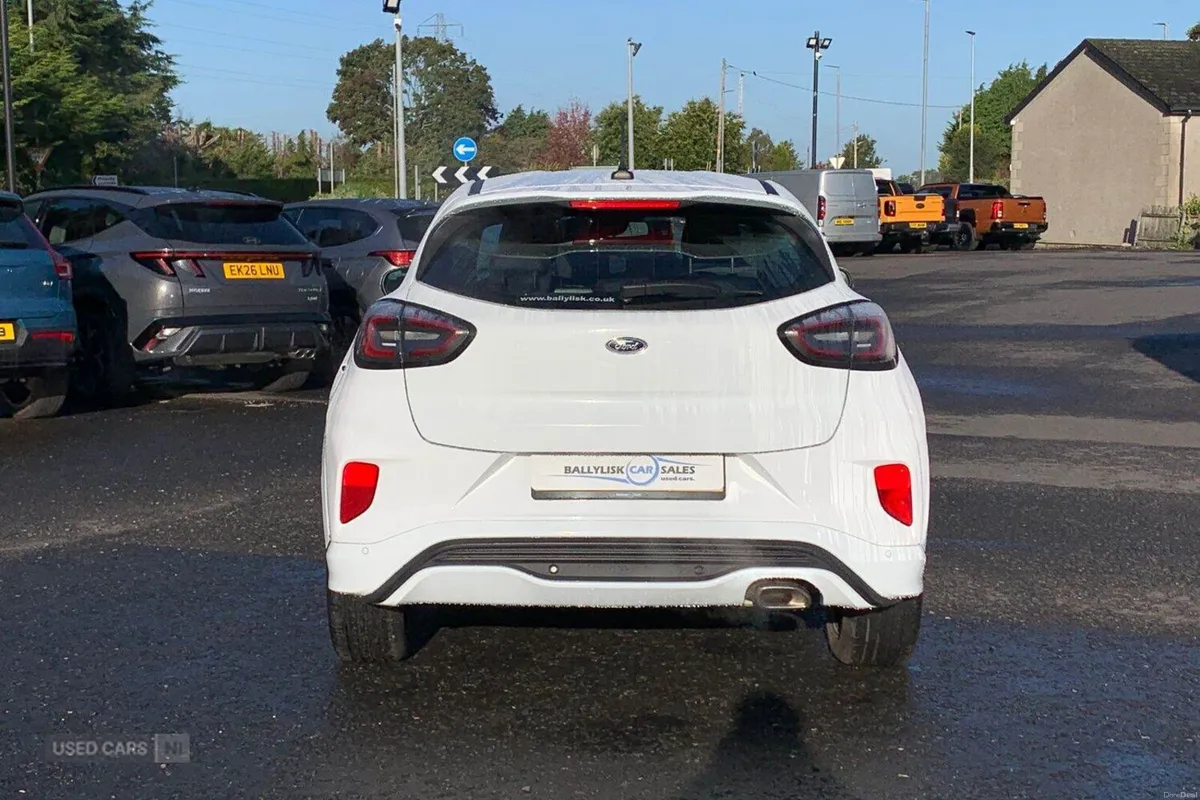 Ford Puma 1.0T 125PS ST-Line in Frozen White with - Image 5
