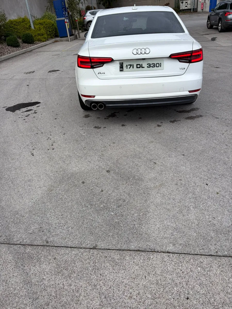 Audi A4 - Image 2