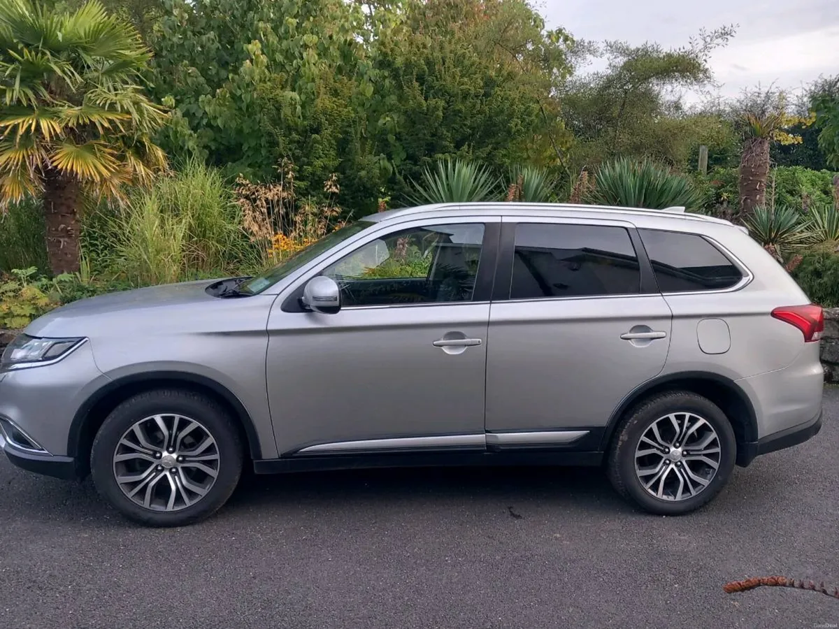 Mitsubishi outlander - Image 1