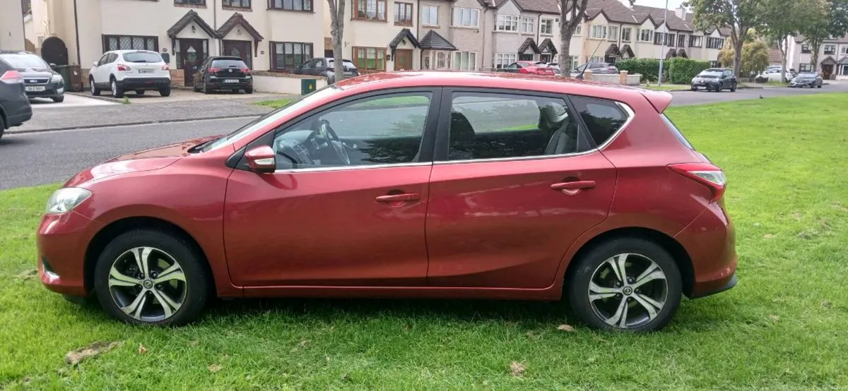 Nissan Pulsar 1.2 petrol - Image 3