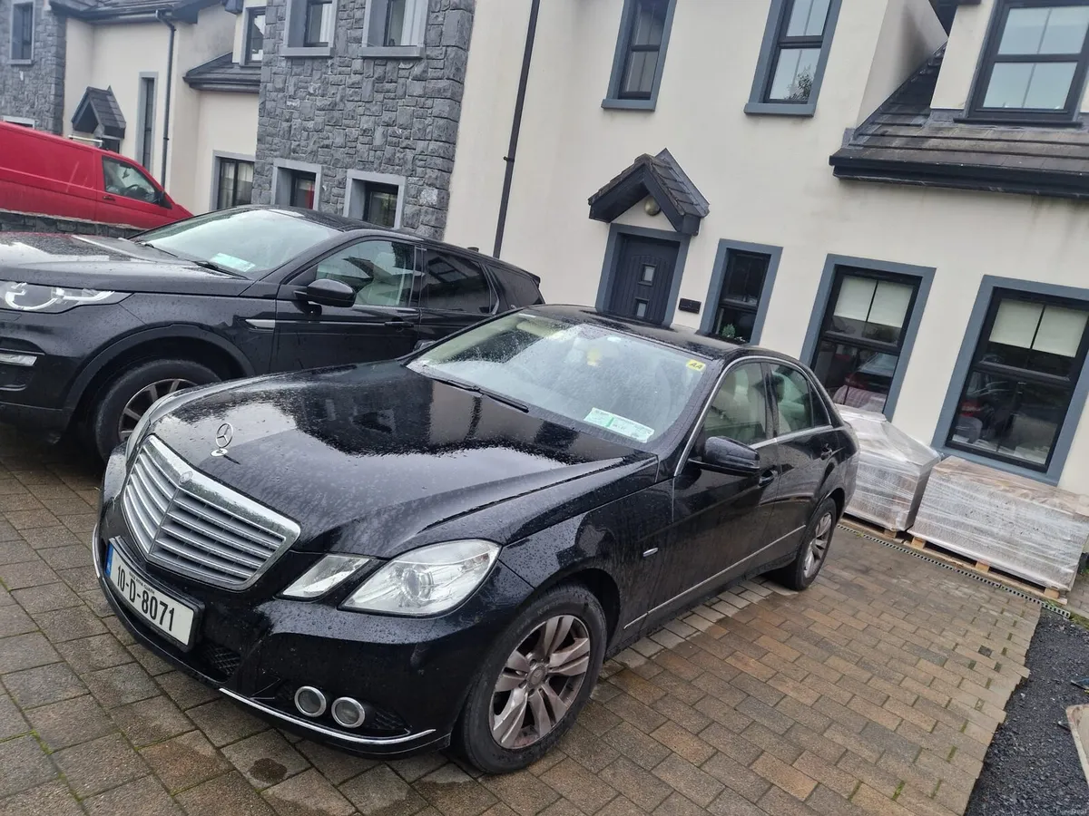 Mercedes Benz E Class - Image 2