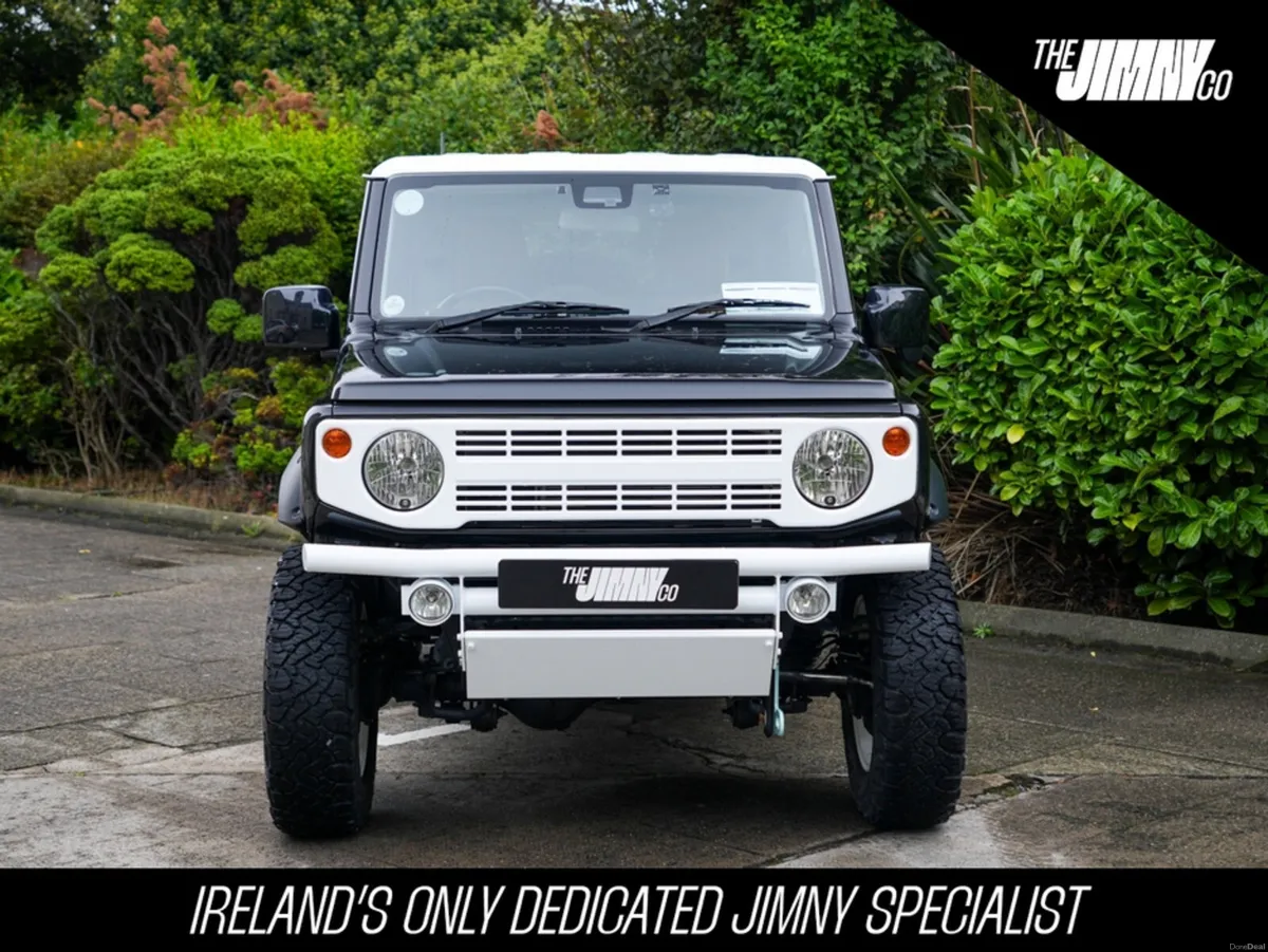 Suzuki Jimny Custom Auto/Manual - Image 2