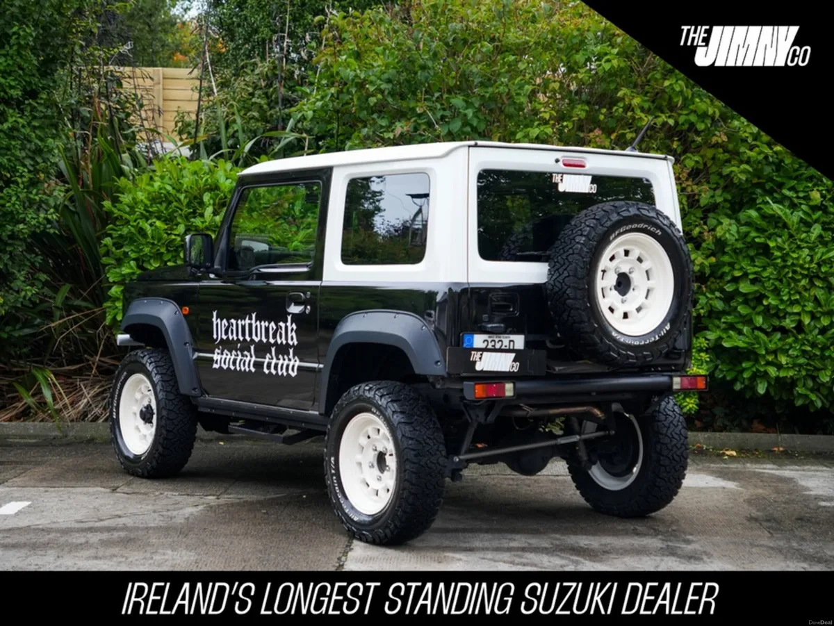 Suzuki Jimny Custom Auto/Manual - Image 4