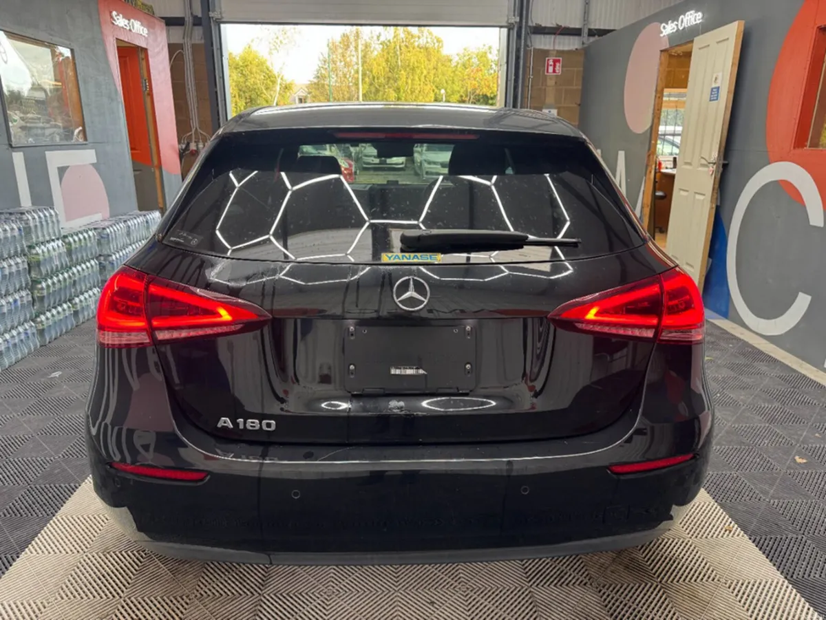 Mercedes-Benz A-Class 2019 MERCEDES-BENZ A180 STYL - Image 4