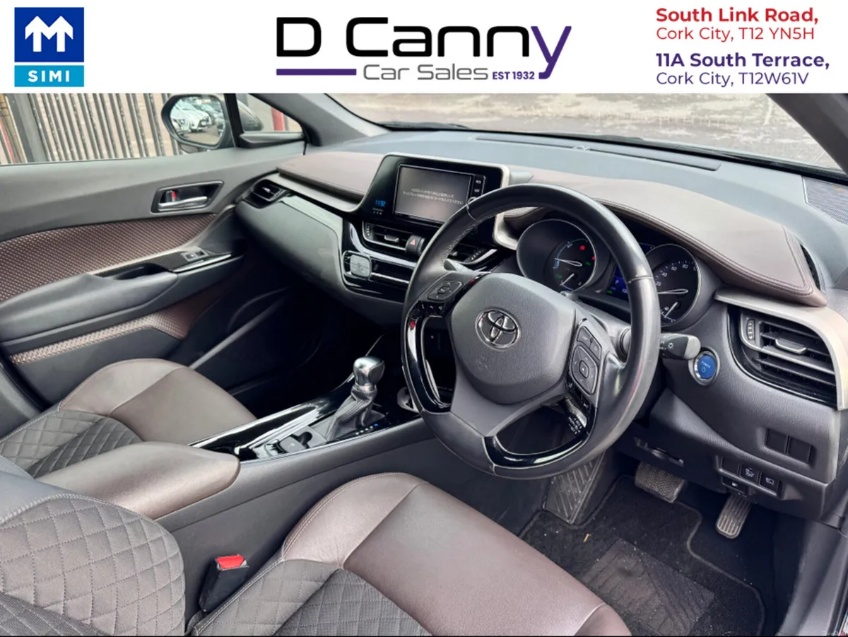 Toyota C-HR 1.8 petrol hybrid **EXCEL SPEC** - Image 6