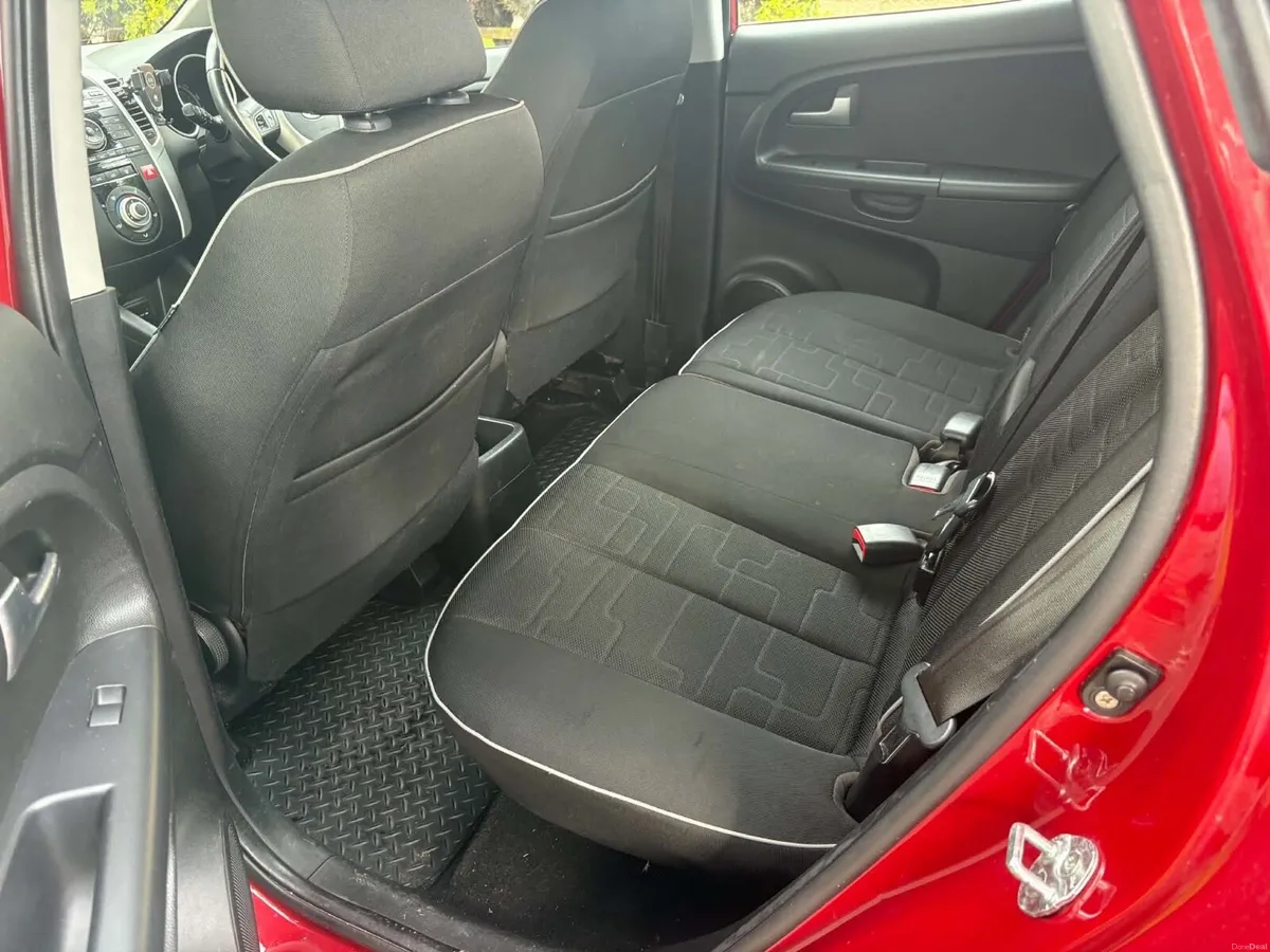 2012 Kia venga nct and tax - Image 6