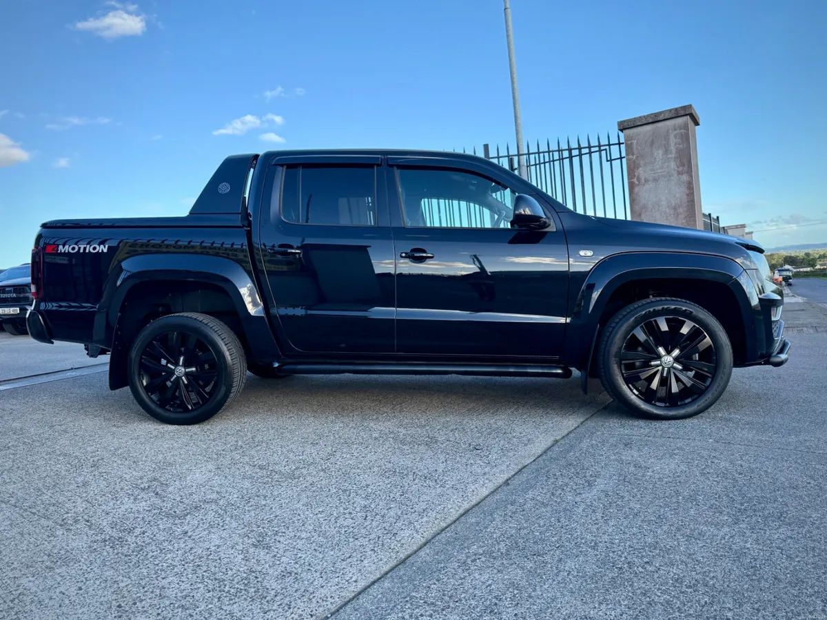 2020 Volkswagen Amarok AVENTURA BLACK EDITION!! - Image 5