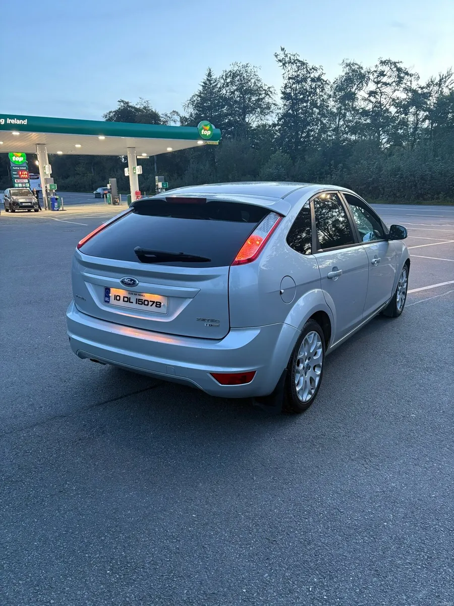 10 Ford Focus Tax & Nct - Image 3