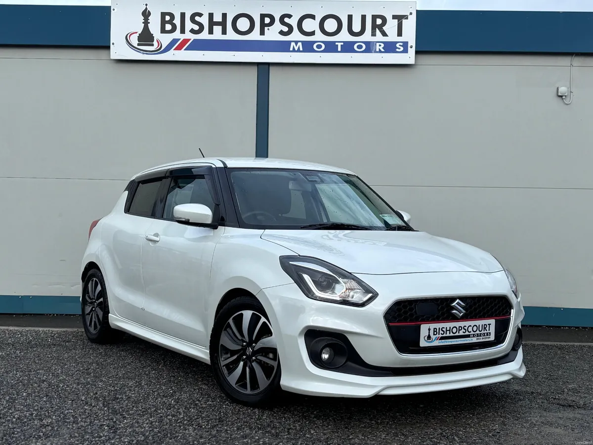 2017 SUZUKI SWIFT - Image 2