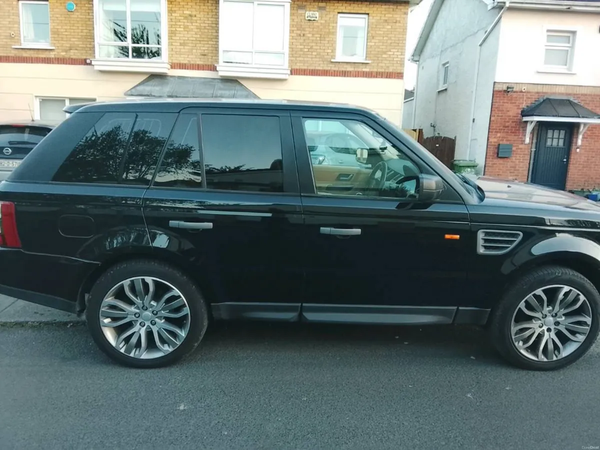 Range Rover sport - Image 1