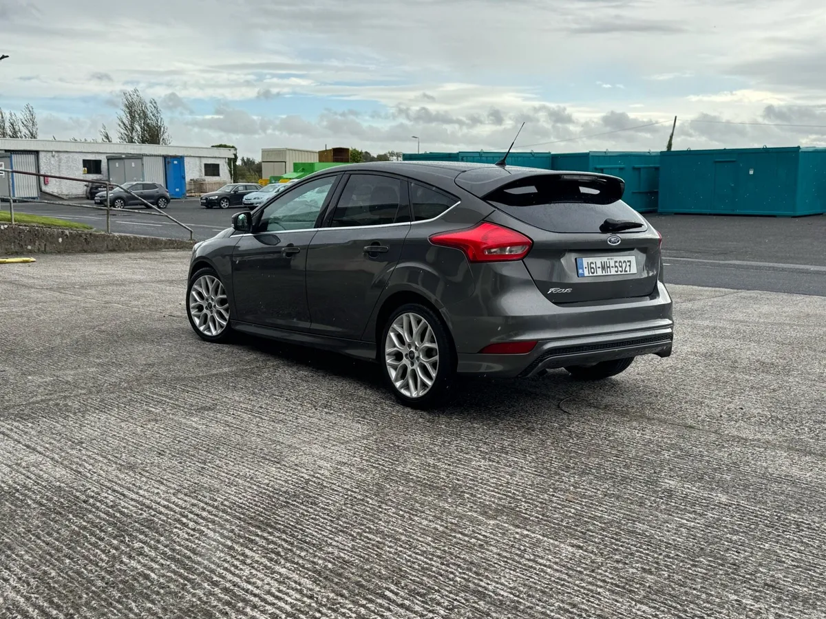Ford focus - Image 5