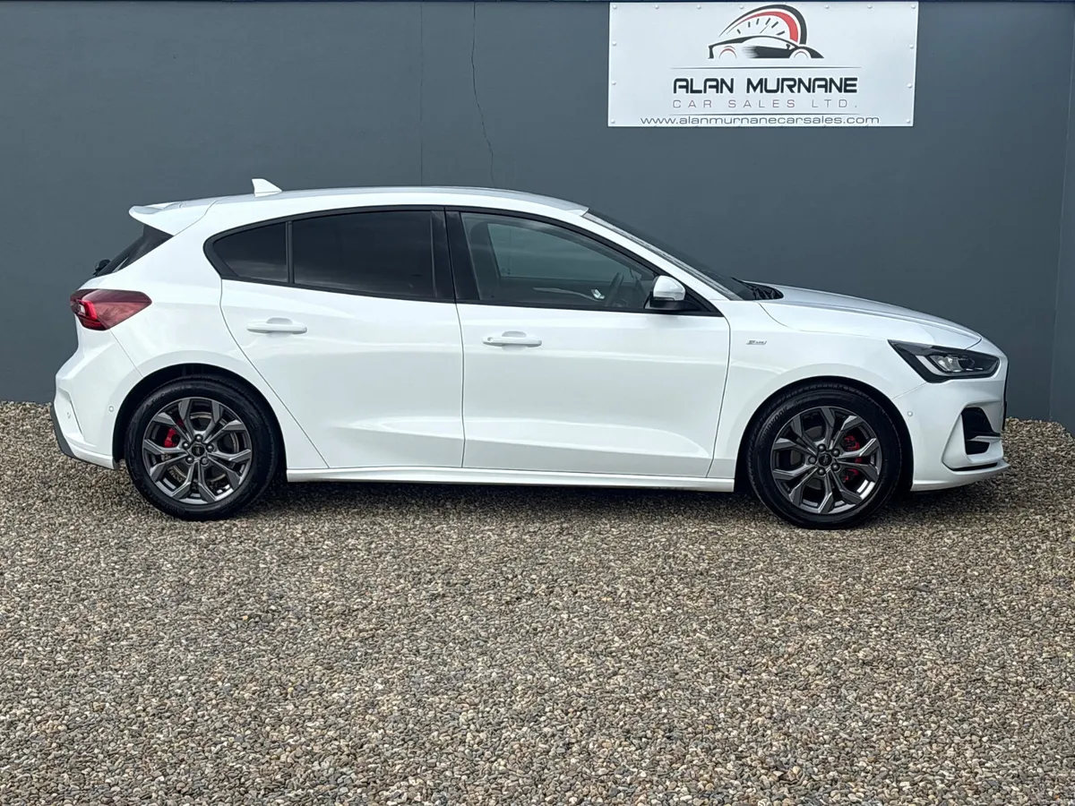 FORD FOCUS ST-LINE HUGE SPEC 2023 54,000 KMS - Image 6