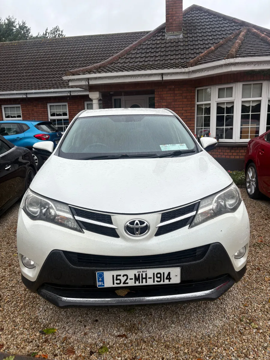 Toyota RAV4 2015 2.0 litre diesel - Image 5