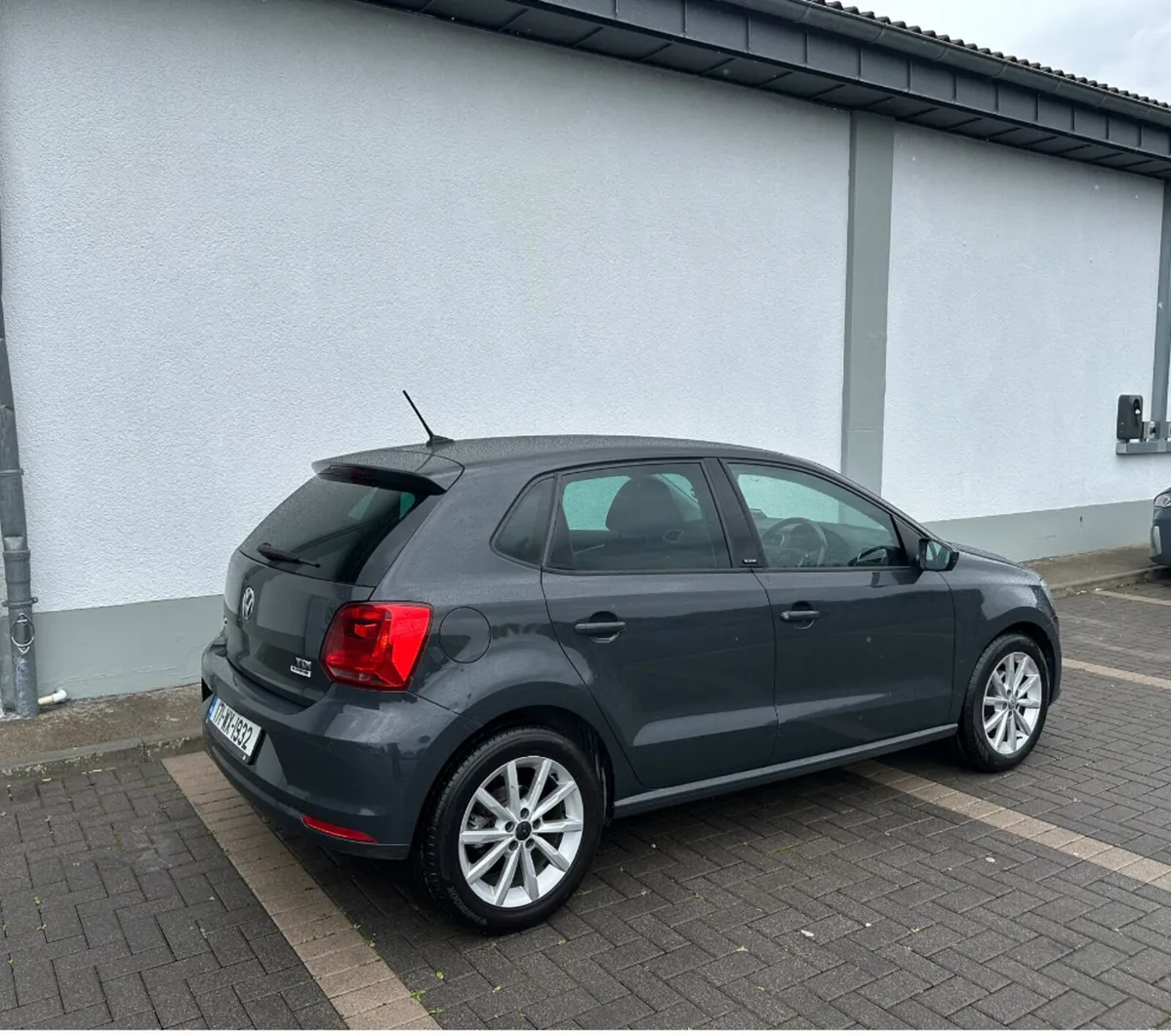 Volkswagen Polo 2017 automatic  nct3/27 - Image 4