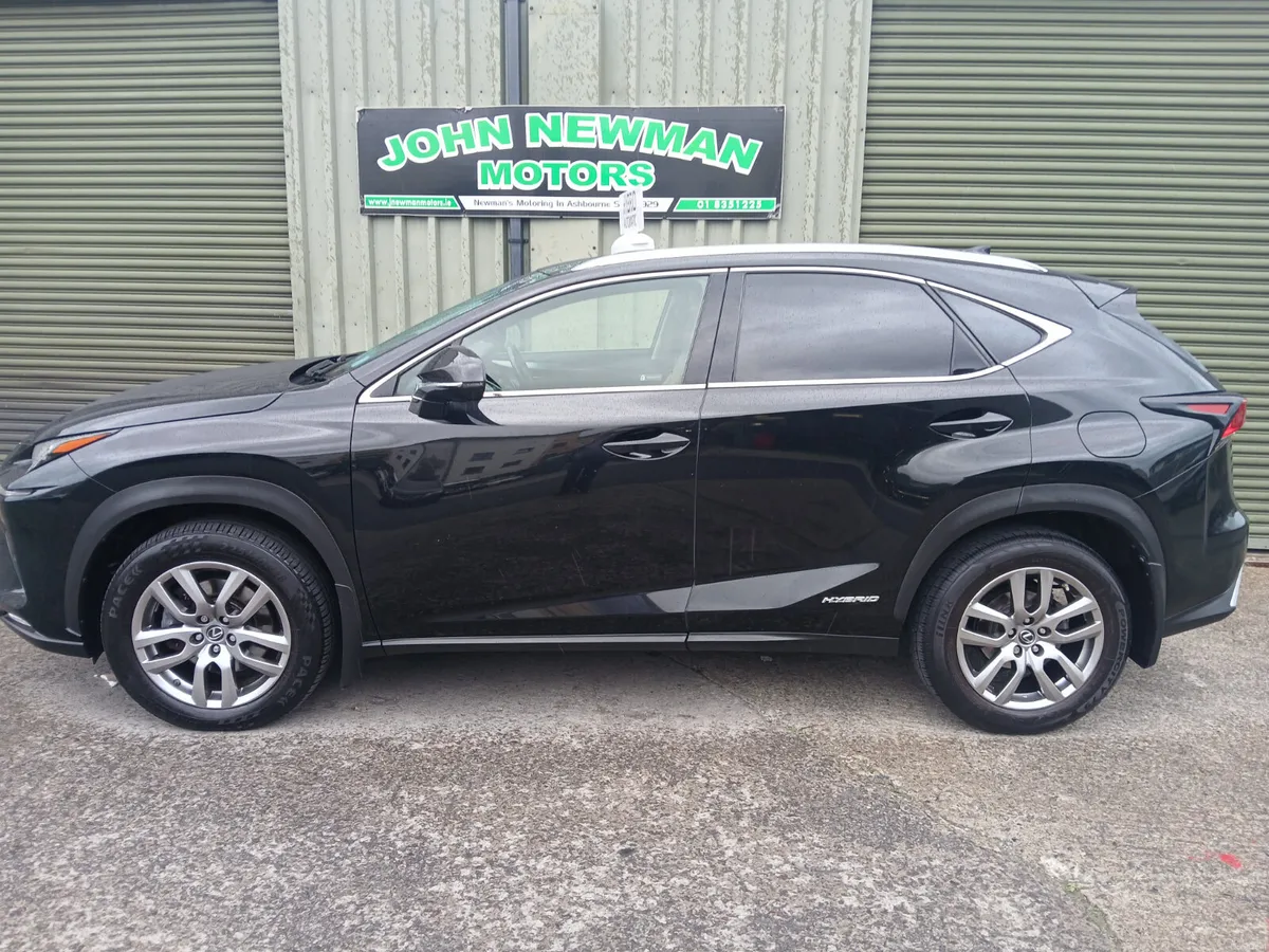 Lexus NX  300h luxury 2018 - Image 4