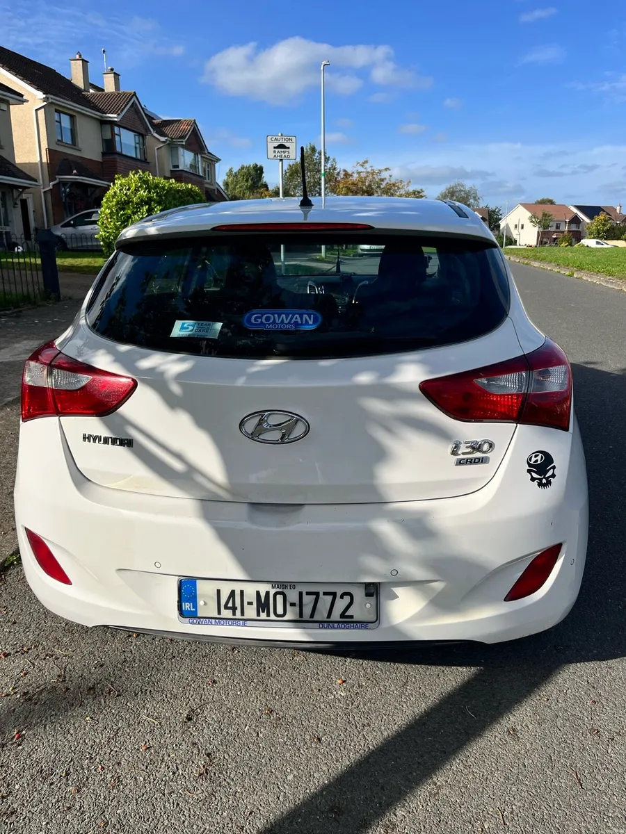 Hyundai i30 2014 - Image 2