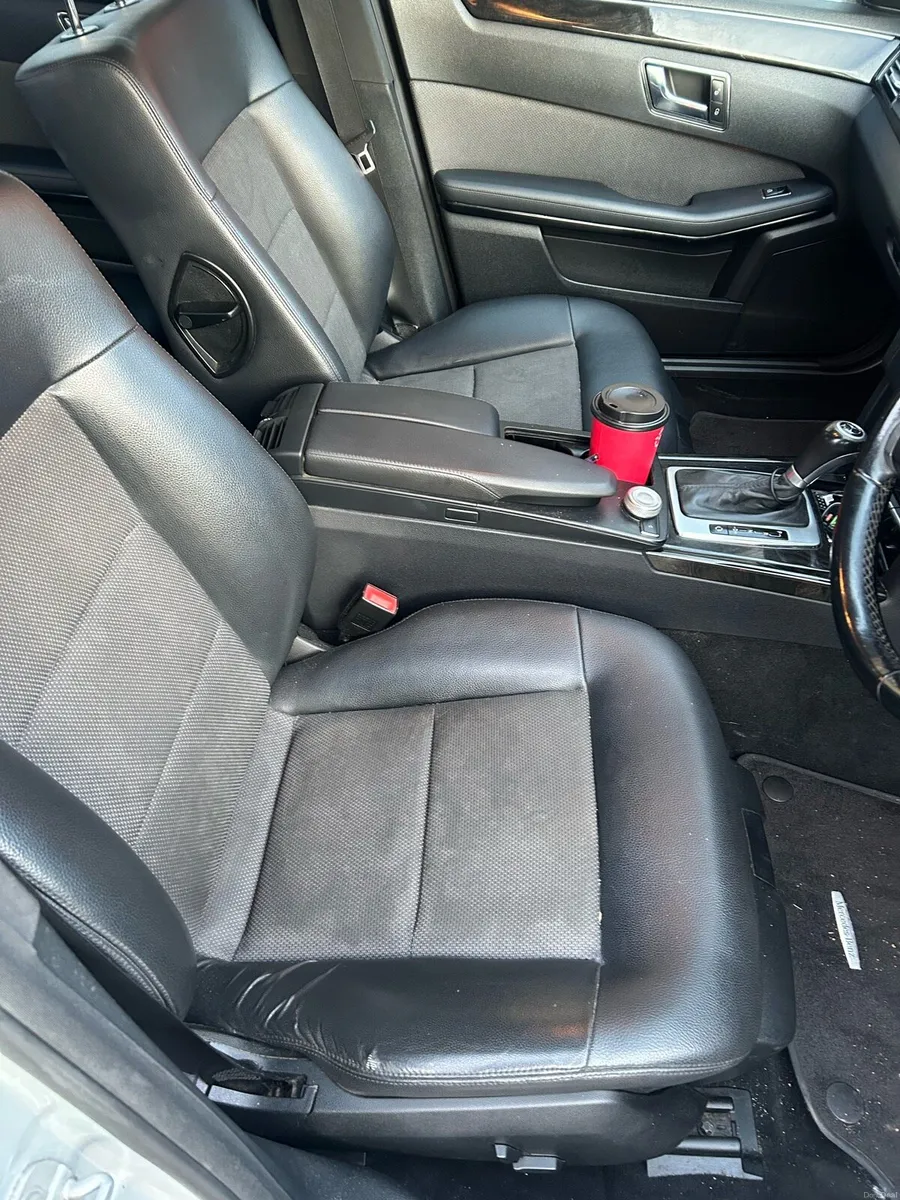 2010 MERCEDES E 200 CDI AVANT GARDE AUTO - Image 5