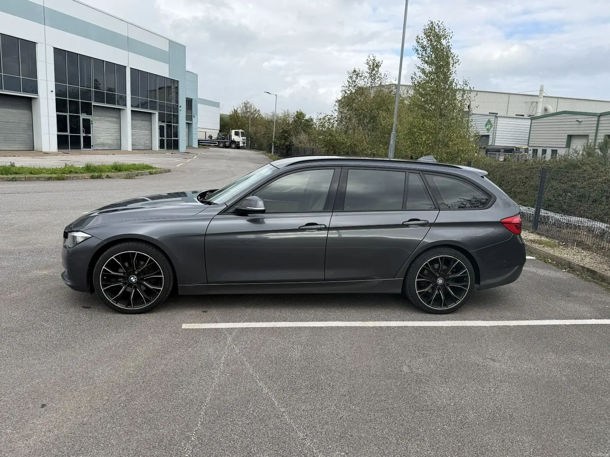 BMW 3-Series 2016 - Image 1
