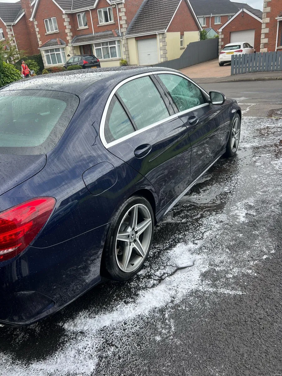 Mercedes C220 AMG Line 2.1 9G Tronic - Image 3