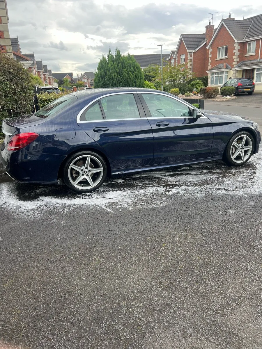 Mercedes C220 AMG Line 2.1 9G Tronic - Image 5