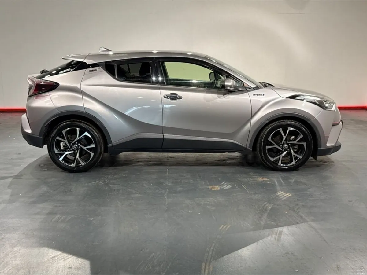 Image 2 of 25