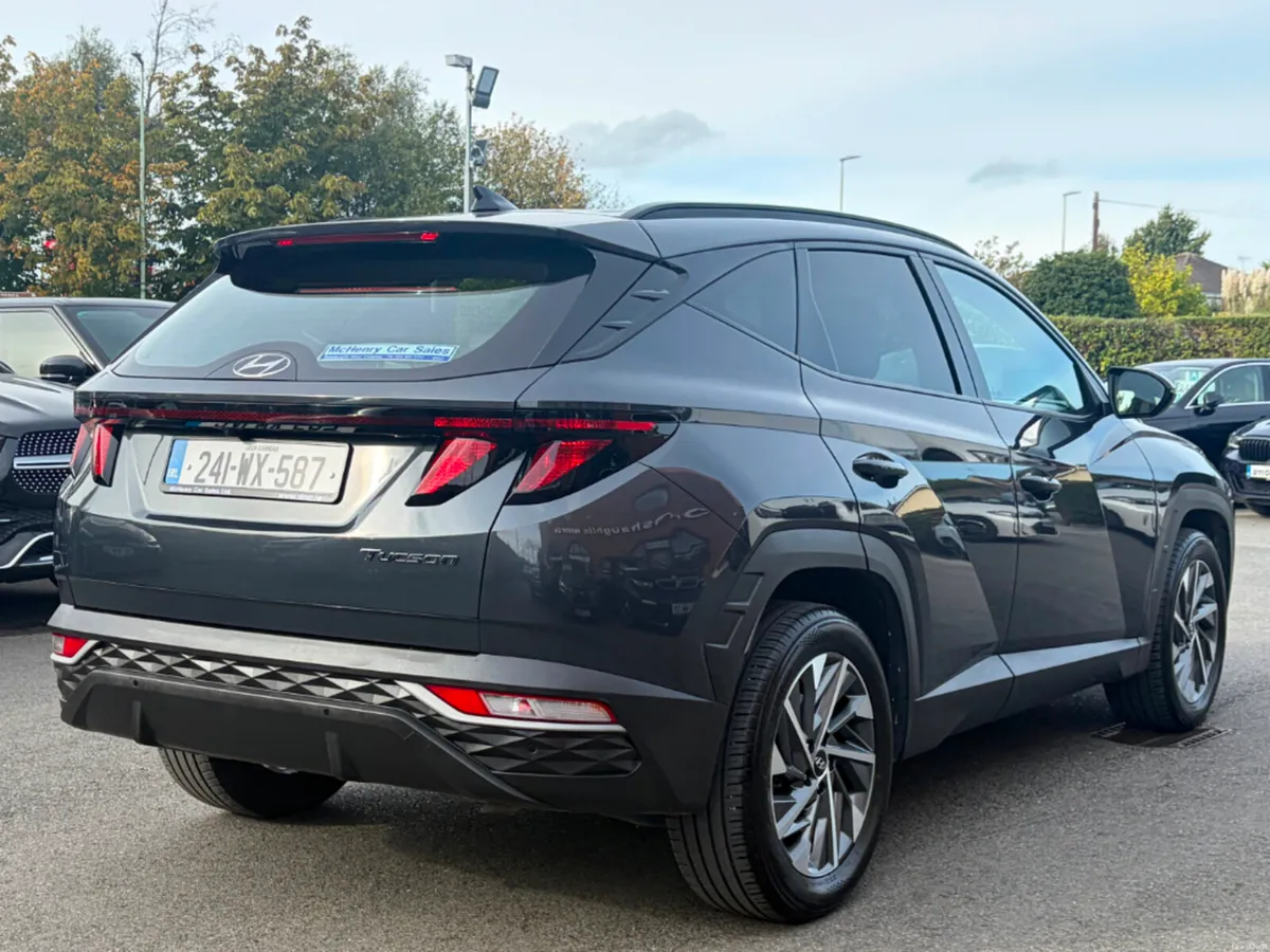 Hyundai Tucson Executive 1.6 Diesel 5DR *Great Spe - Image 5