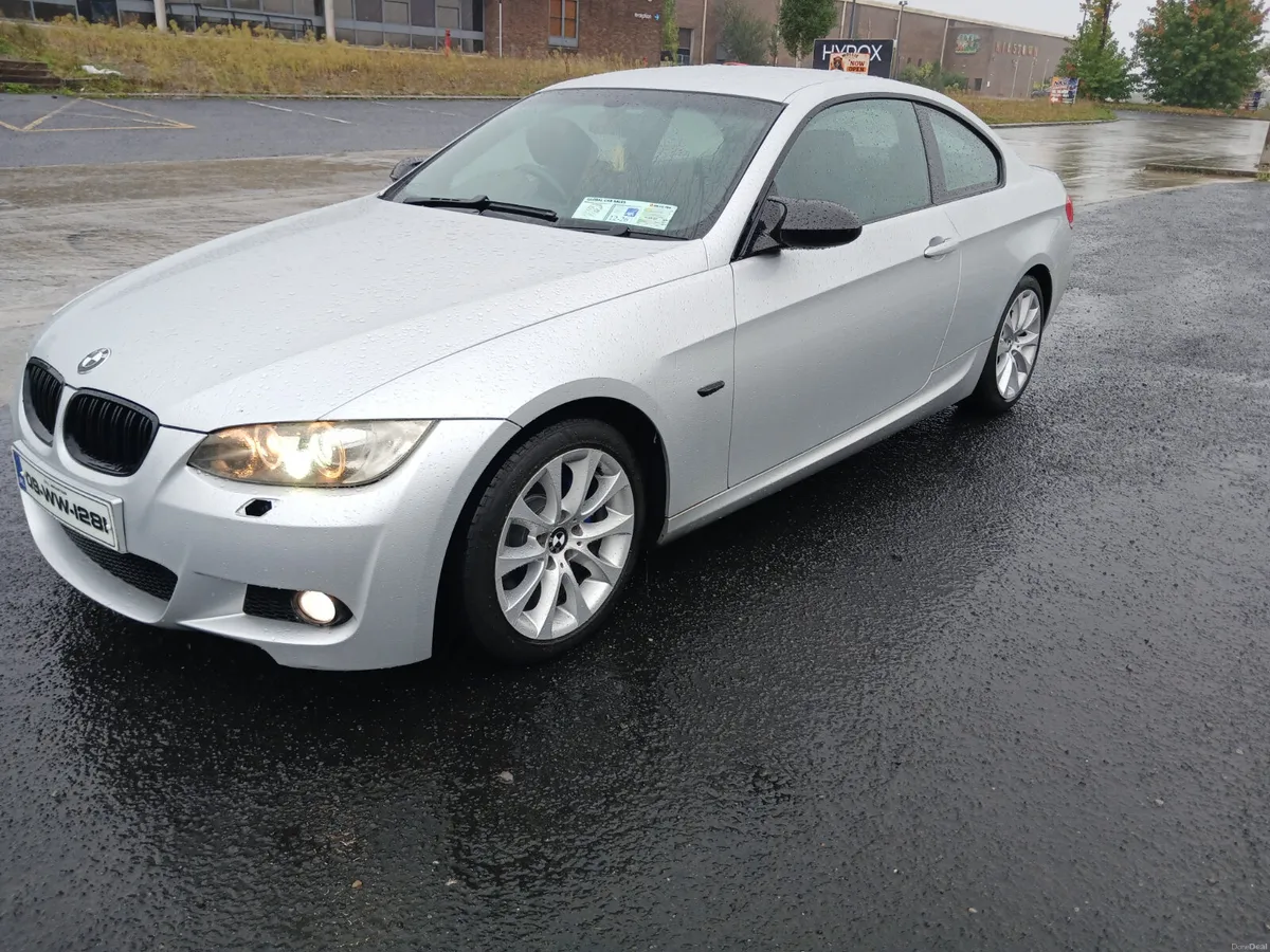 2009 BMW 320 DIESEL M SPORT COUPE - Image 2