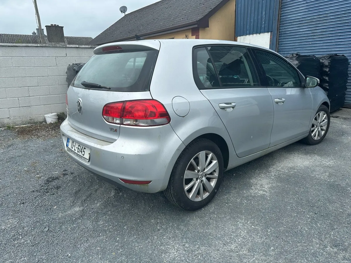 VW Golf - Image 2