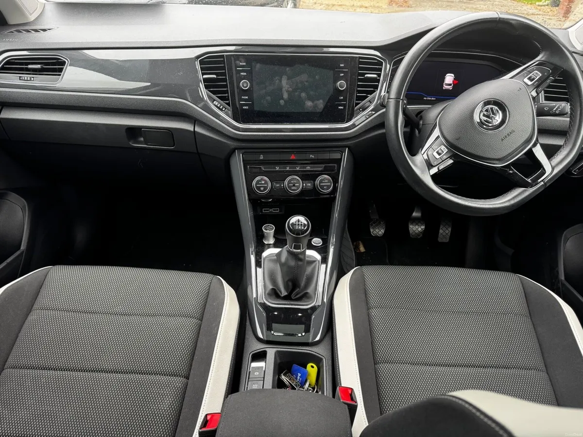 Volkswagen T-ROC Highline 1.5 TSI - Image 2