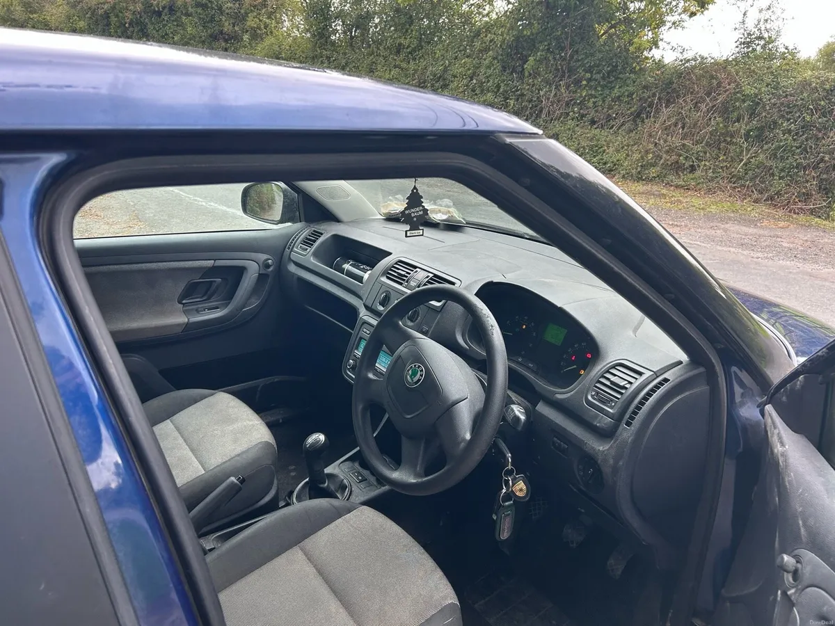 2010 Skoda fabia 1.2 Nct 12/26 - Image 3
