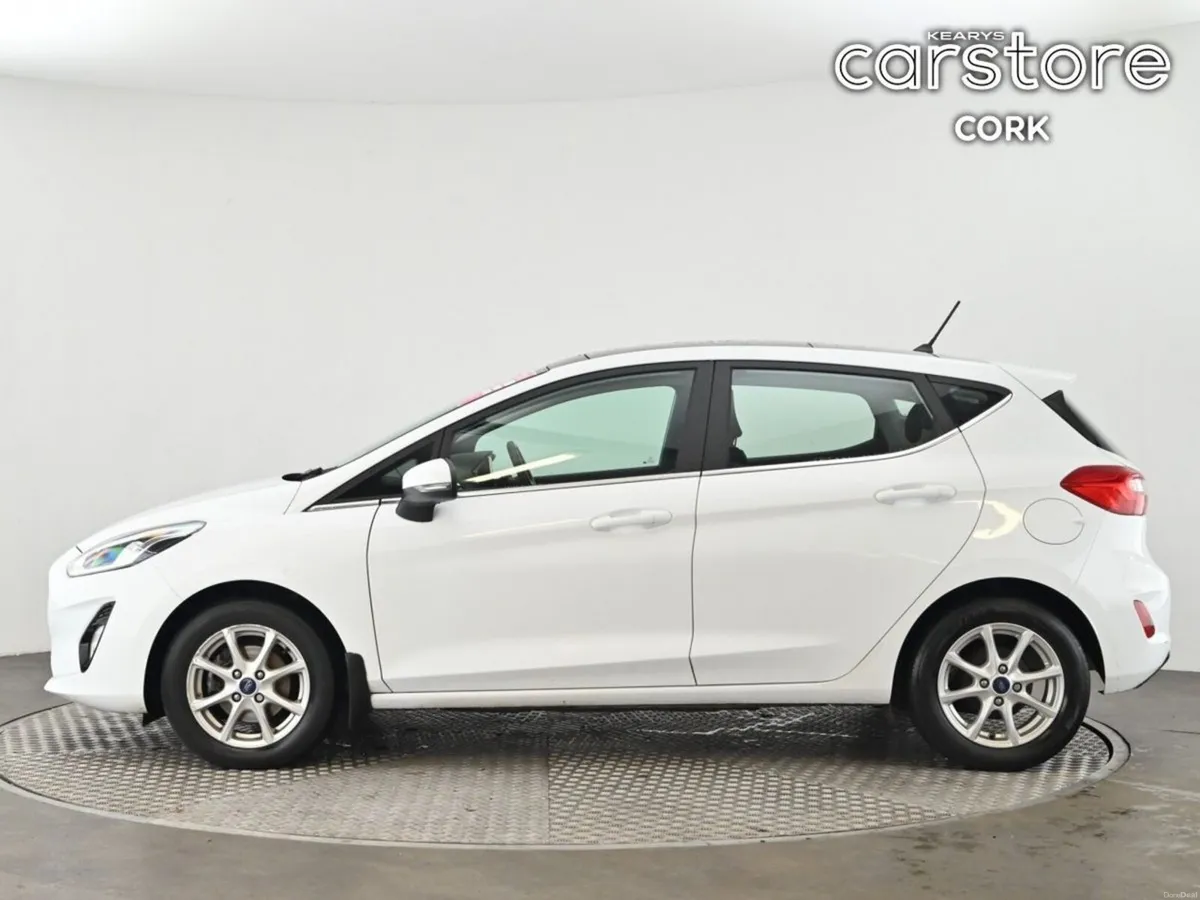 Ford Fiesta 1.5 TDCi 85 PS Titanium - Image 6