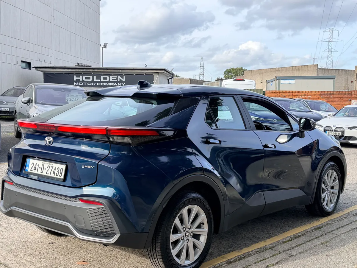 2024 Toyota C-HR..REAR CAM..EV MODE - Image 4