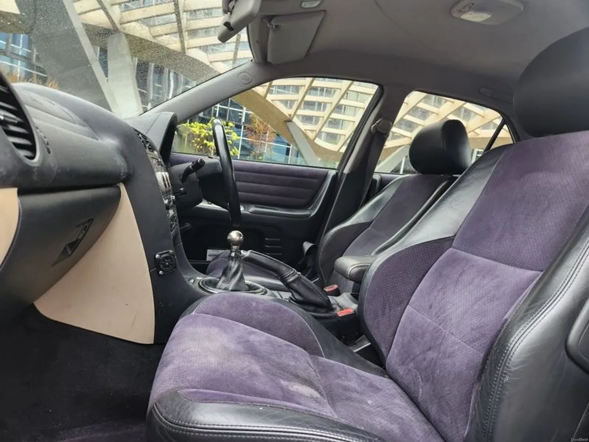 2004 Lexus Is - Image 3