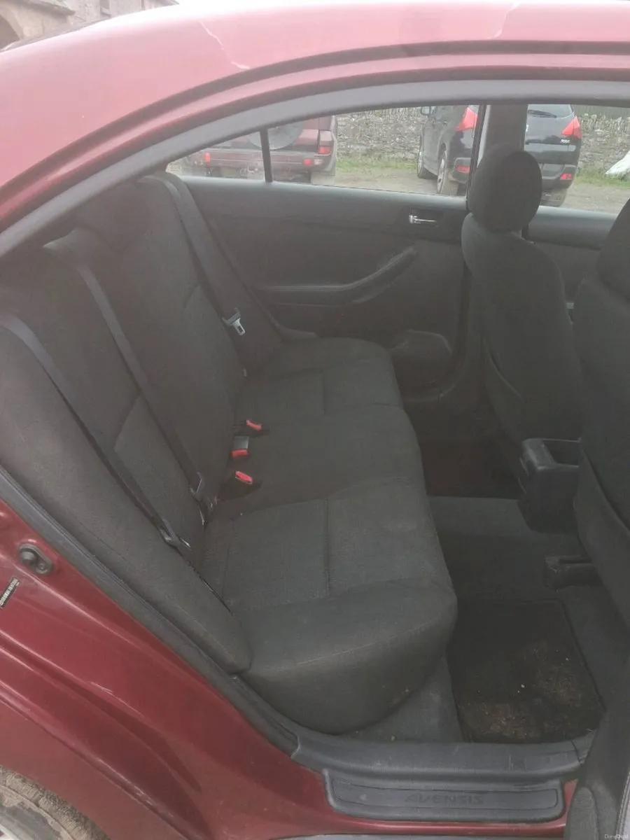 Toyota Avensis 2004 - Image 6