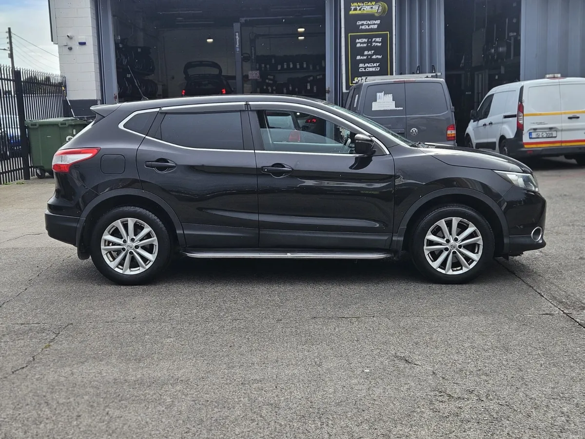 Nissan Qashqai 1.5 DSL SV Trim - Image 6