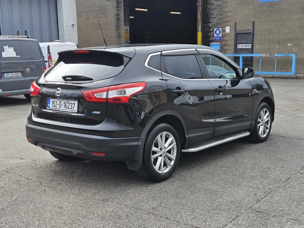 Nissan Qashqai 1.5 DSL SV Trim - Image 5