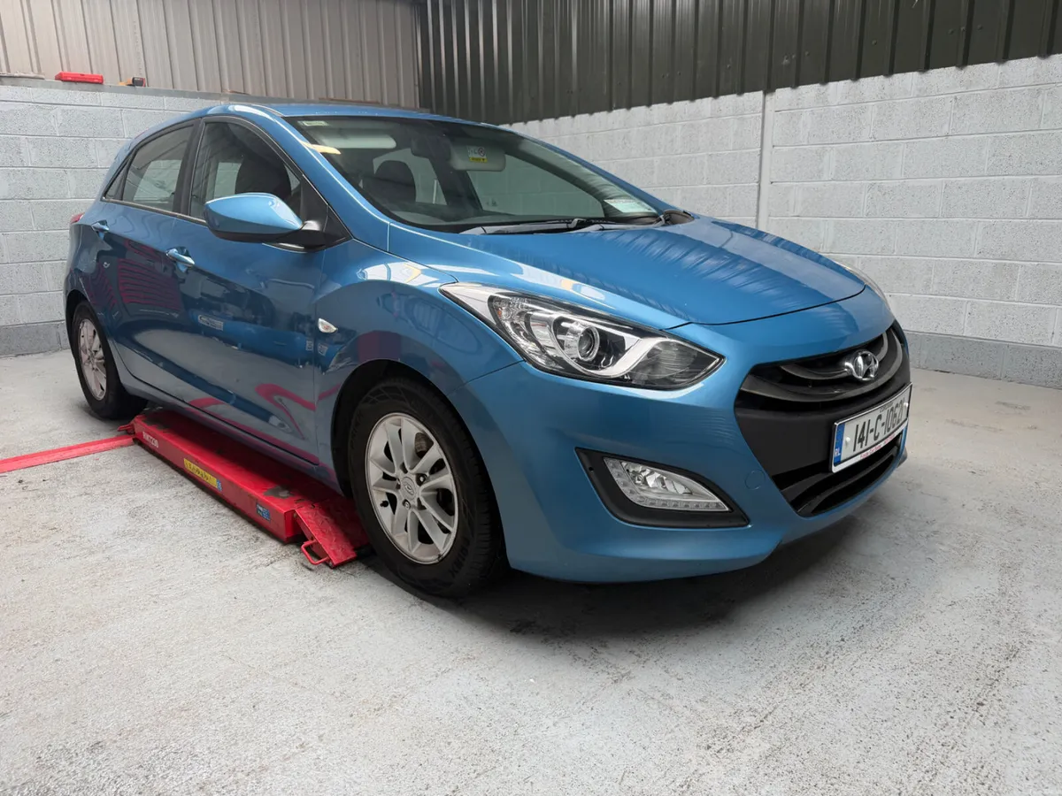 2014 HYUNDAI i30    NEW NCT ! - Image 2