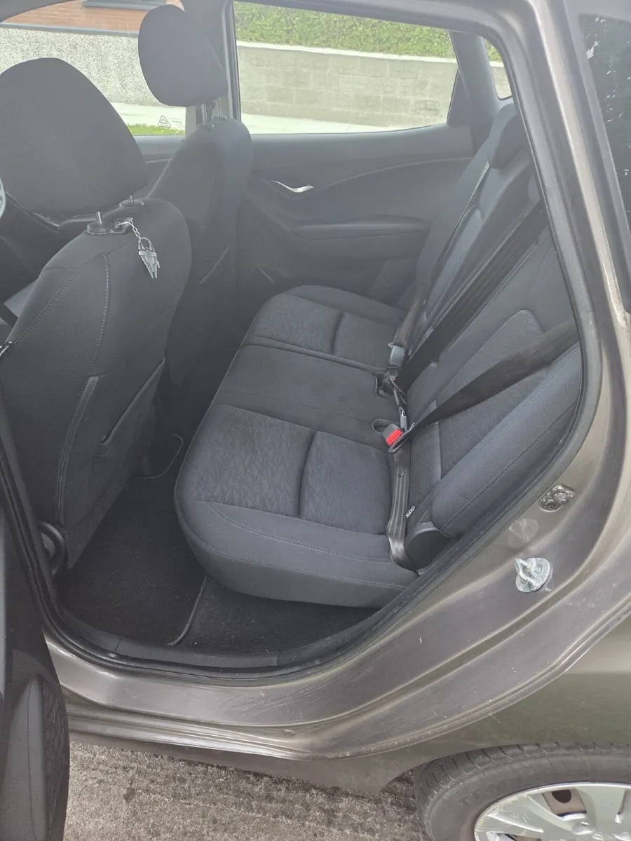 Hyundai ix20 2011 - Image 5