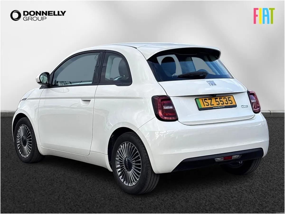 Fiat 500 87kW 42kWh 3dr Auto - Image 2