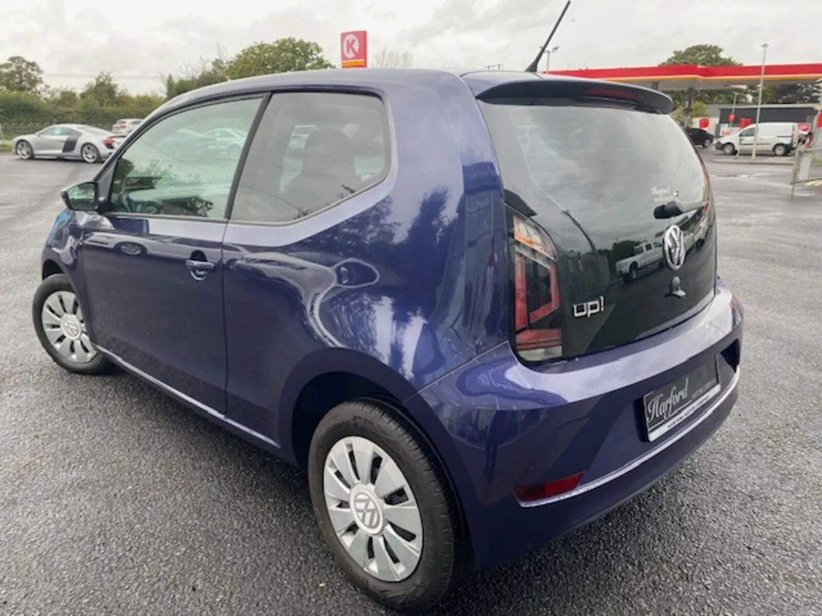 Volkswagen Up! 1.0 Automatic - Image 5
